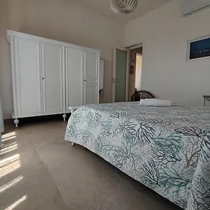 https://villetta-scruscio-ri-mare.sicilyhotelsitaly.net
