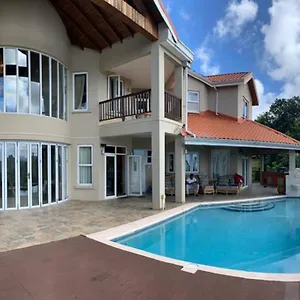 villa-xona-castries.comcaribbean.com/